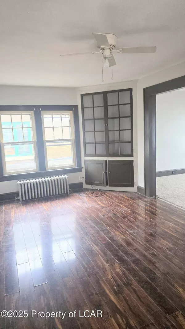 117 E Green Street, Nanticoke, PA 18634