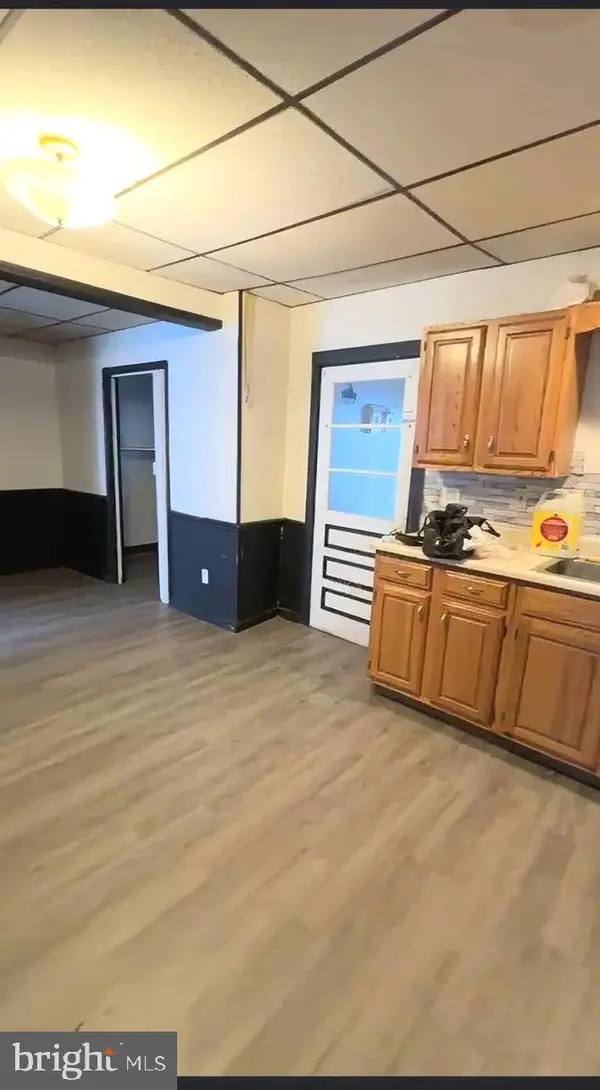 838 W PINE ST, Coal Township, PA 17866