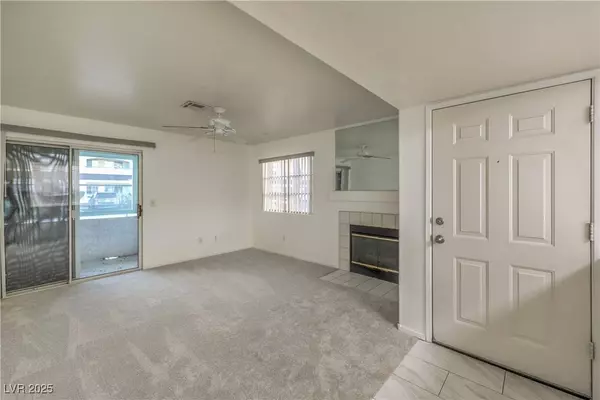2725 S Nellis BLVD #1096, Las Vegas, NV 89121