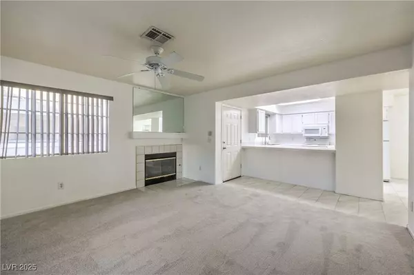 2725 S Nellis BLVD #1096, Las Vegas, NV 89121