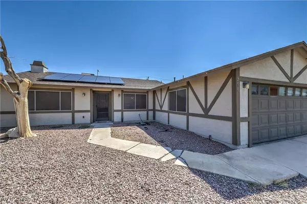 250 Queen Marie CT, Henderson, NV 89015