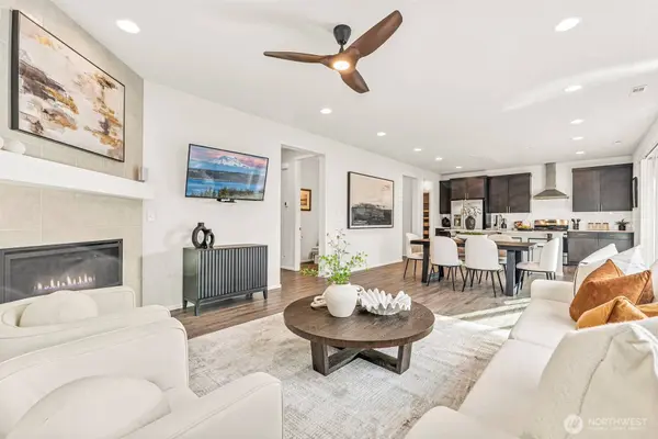 17602 126th AVE E, Puyallup, WA 98374