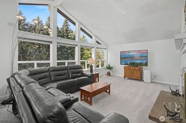 12302 224th ST E, Graham, WA 98338