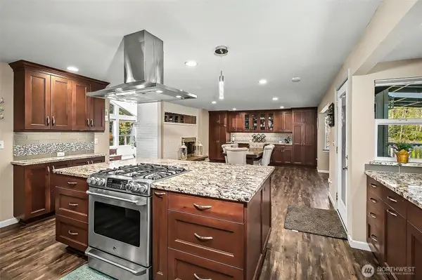 12302 224th ST E, Graham, WA 98338