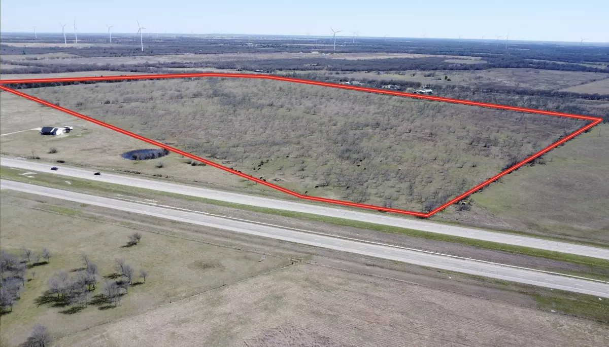 111 Acres Between Mount Calm and Hubbard Texas