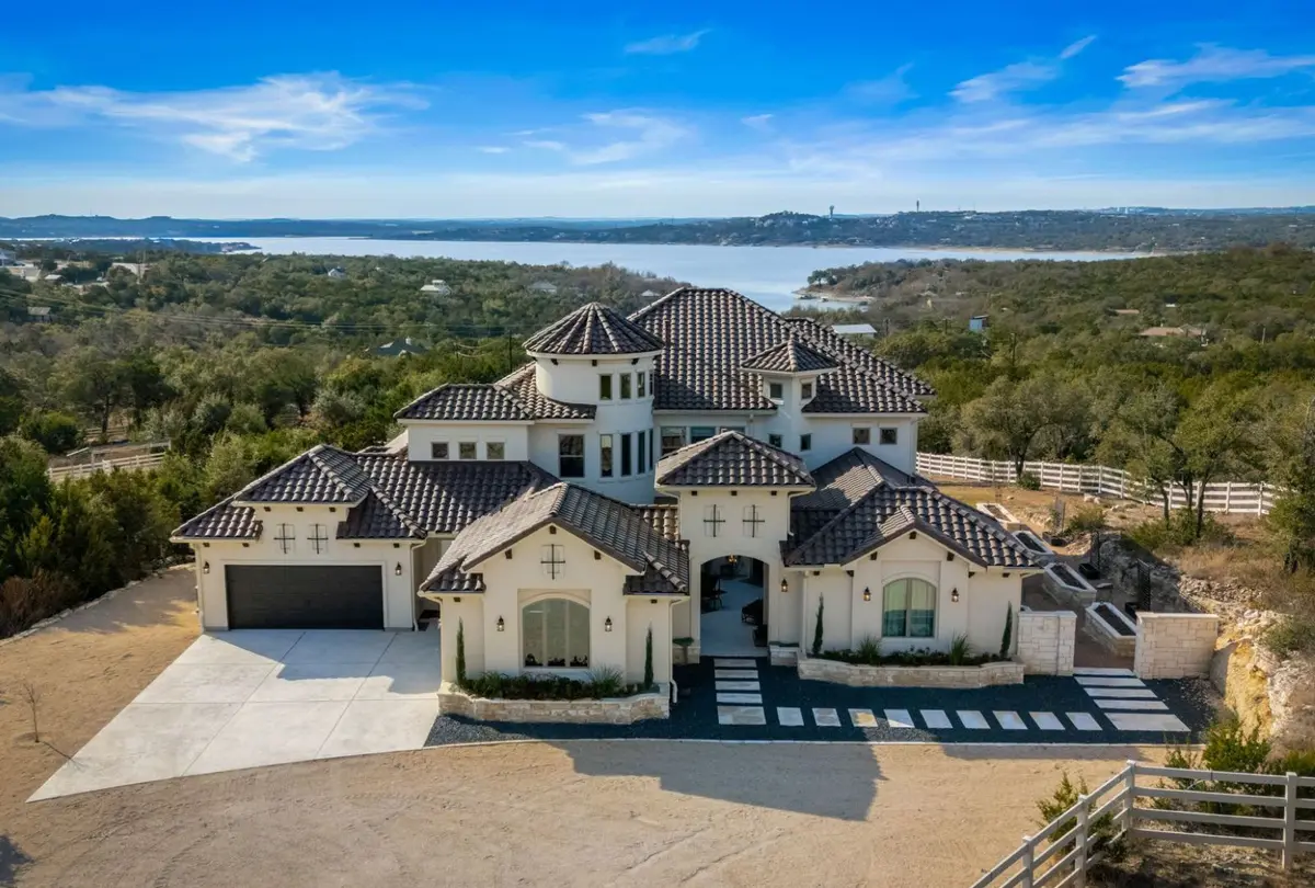 15608 Mary St, Volente, TX 78641-5978