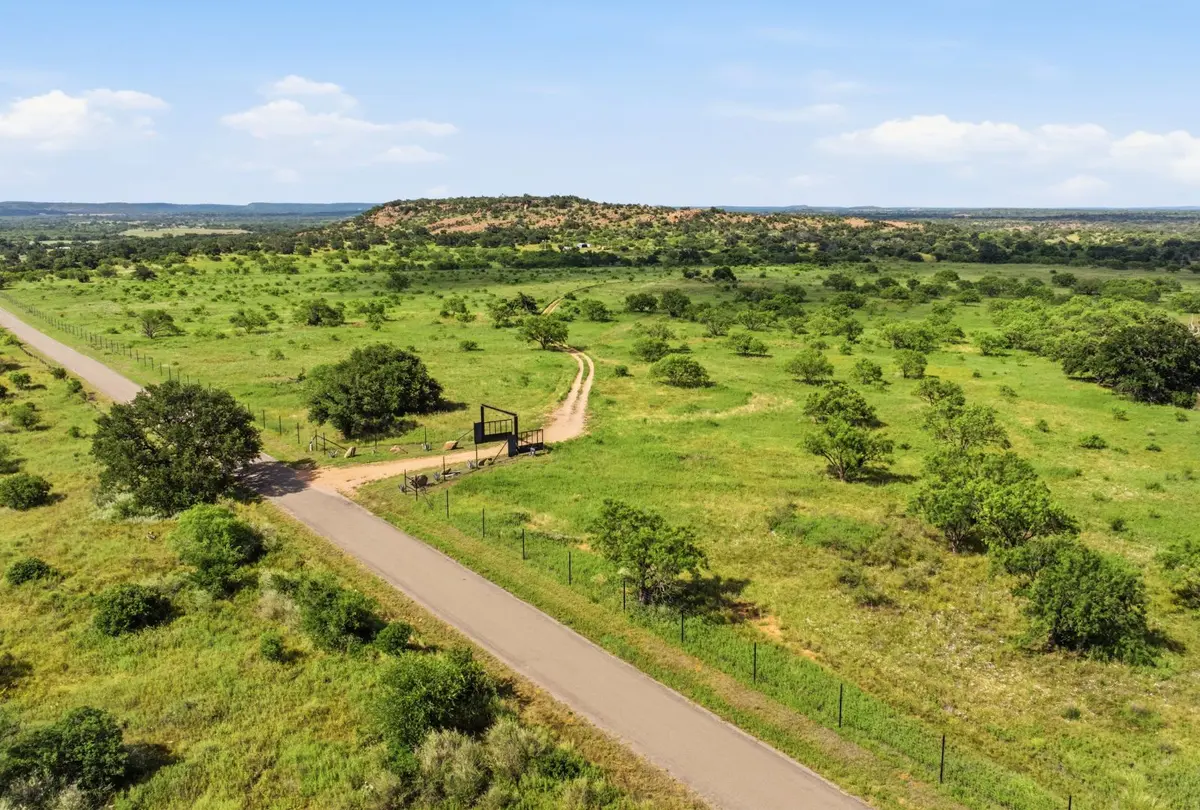 5230 County Road 409, Llano, TX 78643