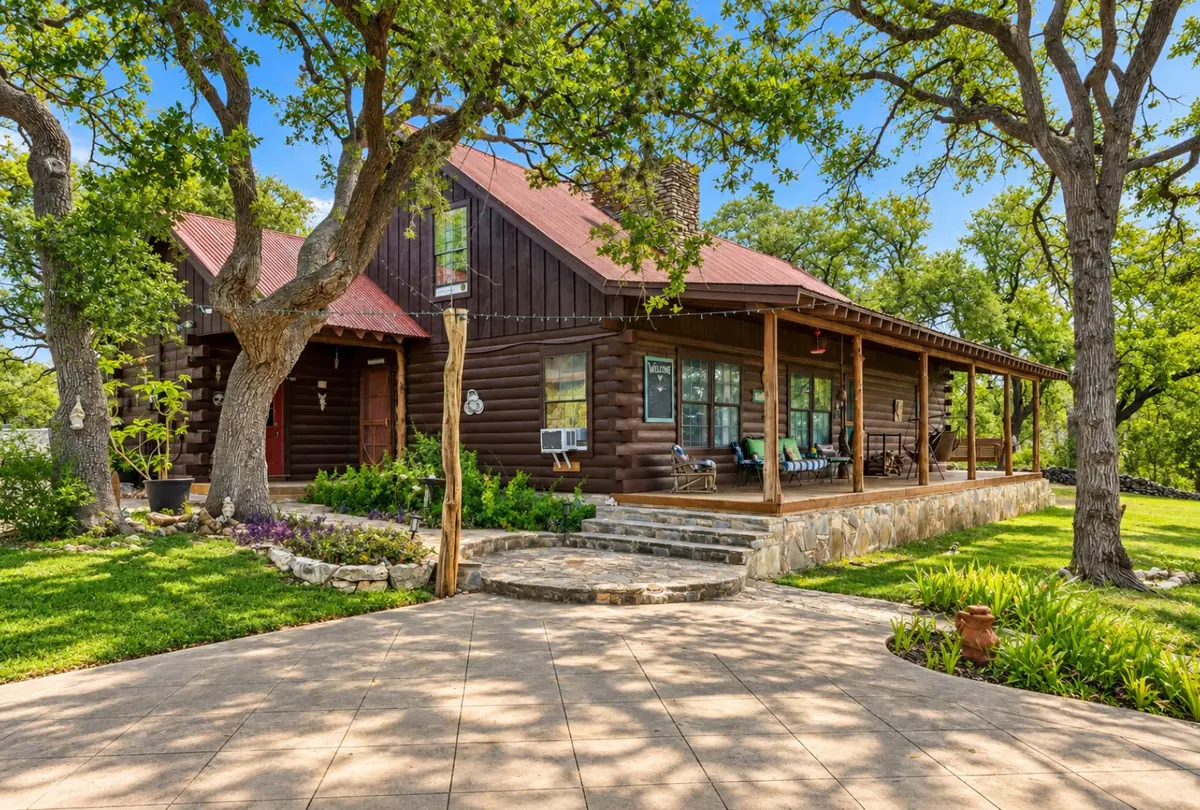 1218 Oakwood Loop Wimberley #10 Acres, Tx 78676,