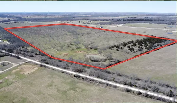 111 Acres Between Mount Calm and Hubbard Texas