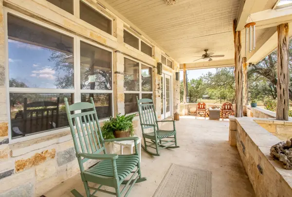 2010 County Road 233, Florence, TX 76527-4132