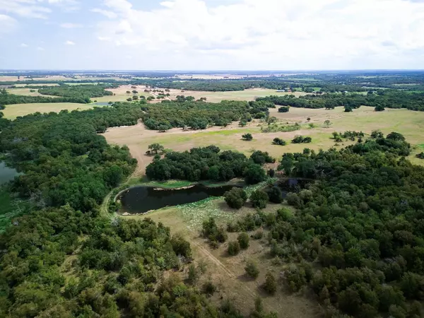 Bartlett, TX 76511,1651 County Road Loop 404