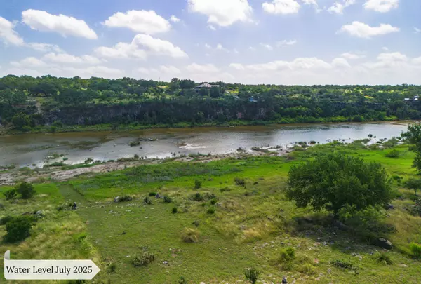 Johnson City, TX 78636,900 Rio Vista