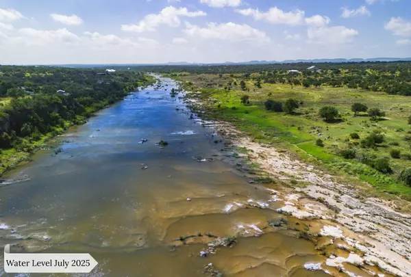 Johnson City, TX 78636,900 Rio Vista