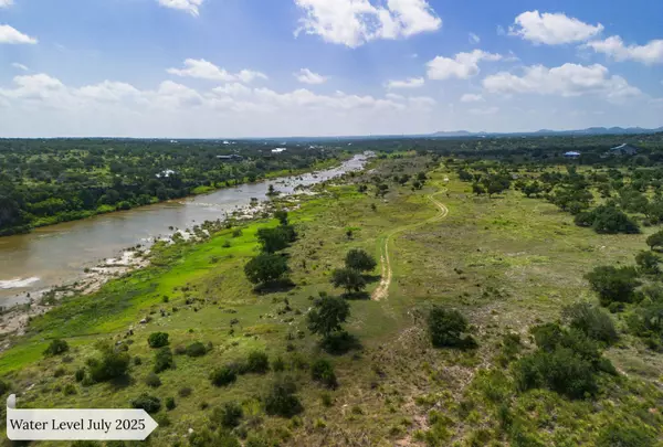 Johnson City, TX 78636,900 Rio Vista