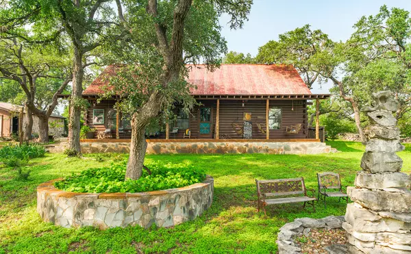 Wimberley, TX 78676,1218 Oakwood Loop