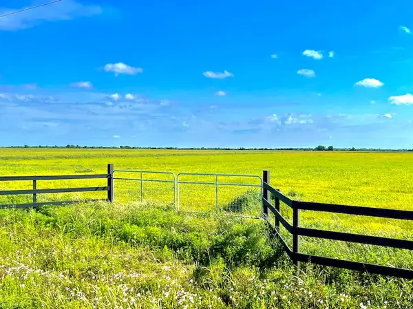 1359 McDonald Rd, Eagle Lake, TX 77434