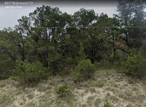 8417 Briar Wood Cir, Lago Vista, TX 78645-2257