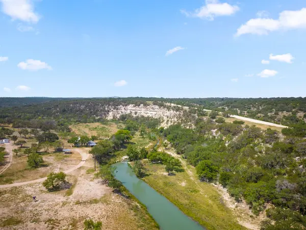 1627 Seven Springs Dr, Junction, TX 76849