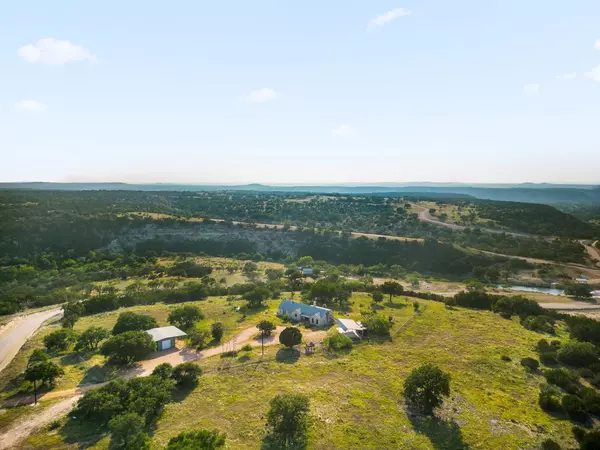 1428 Seven Springs Dr, Junction, TX 76849