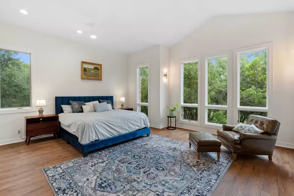 Austin, TX 78735-1647,2305 Barton Creek Blvd #36