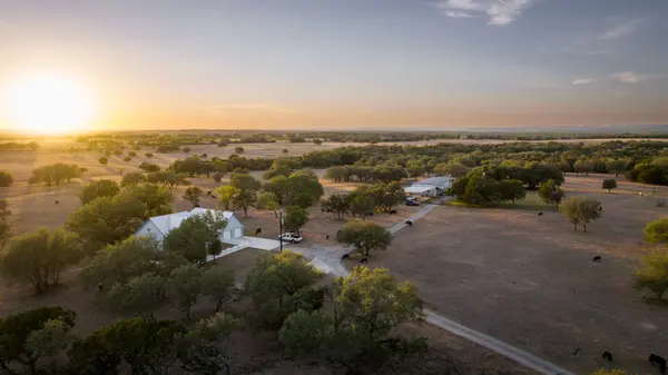 7643 CR 404 Spicewood, Burnet, TX 78669