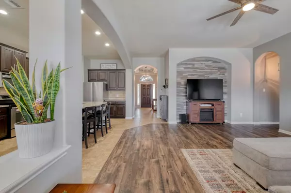 Hutto, TX 78634-4509,213 Hendelson Ln
