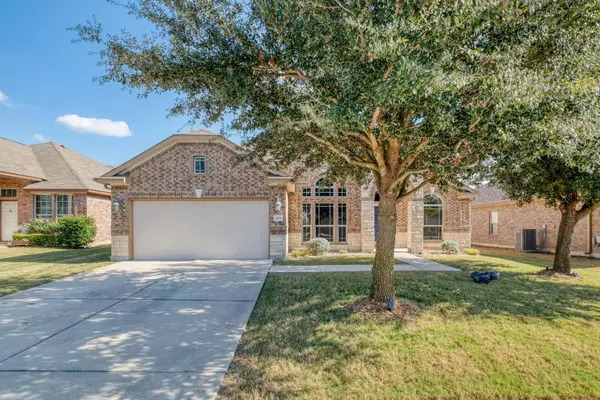 213 Hendelson Ln, Hutto, TX 78634-4509