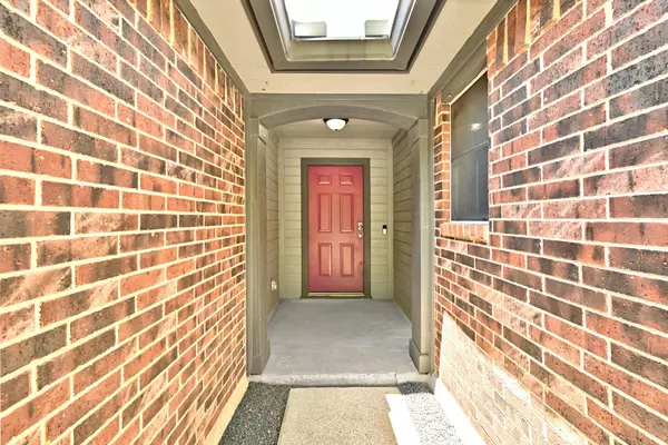 Hutto, TX 78634,221 Estate Rd