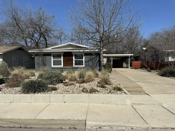 1400 Westmoor Dr, Austin, TX 78723-3139