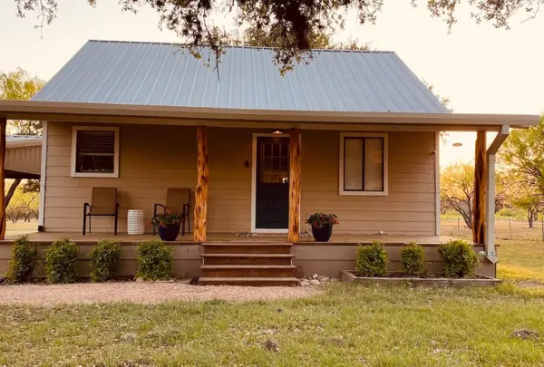 3311 N Texas Hwy 55, Camp Wood, TX 78833