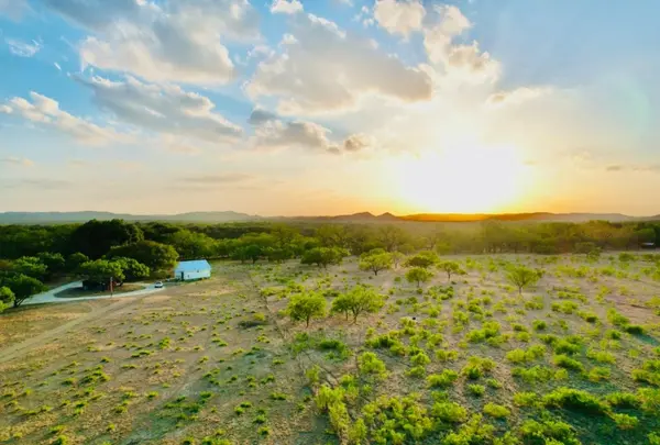 3311 N Texas Hwy 55, Camp Wood, TX 78833