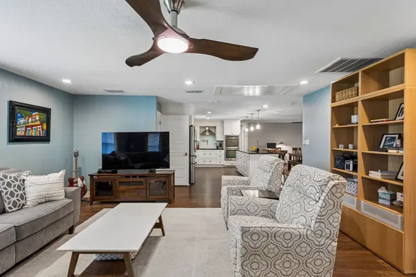 12747 Burson Dr, Manchaca, TX 78652-3534