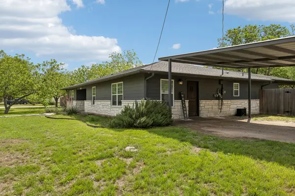 12747 Burson Dr, Manchaca, TX 78652-3534