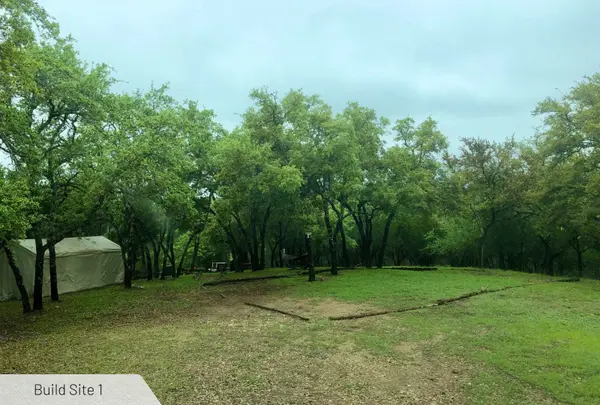 525 Soda Creek Rd, Spicewood, TX 78669-3251