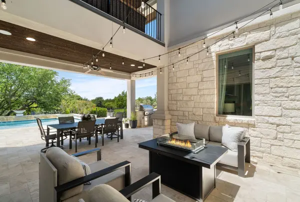 98 Tempranillo Way, Lakeway, TX 78738-1253