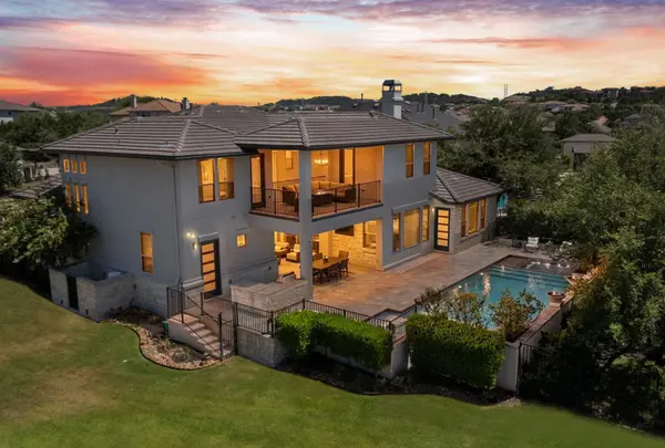 98 Tempranillo Way, Lakeway, TX 78738-1253