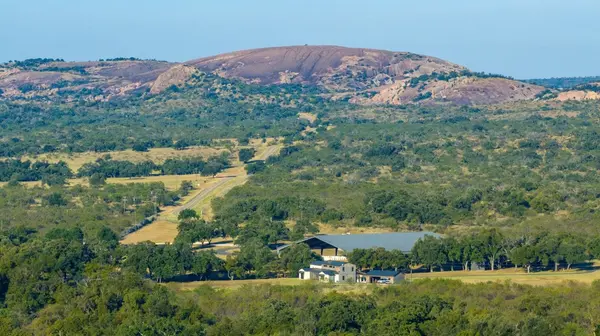 5862 Ranch Road 965, Llano, TX 78643-2138