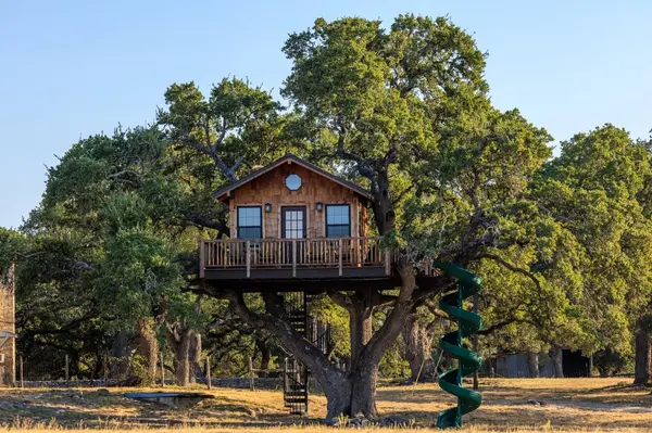 5801 Mt. Gainor Rd. Dripping Springs, Tx 78620,
