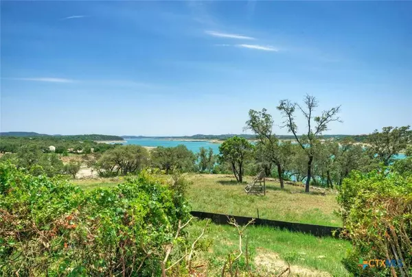 8005 Sharon RD, Volente, TX 78641