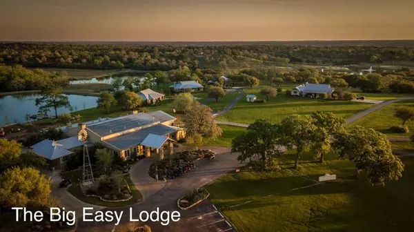 109 Mallard Lane, Columbus, TX 78934