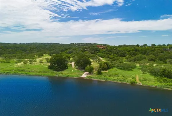 3220 Fall Creek Estates DR, Spicewood, TX 78669