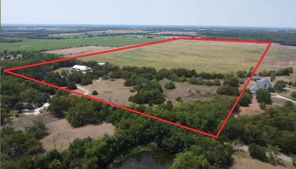 383 Bucksnort RD, Van Alstyne, TX 75495