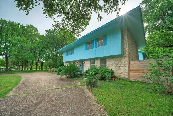 2105 Rabb Road RD, Austin, TX 78704