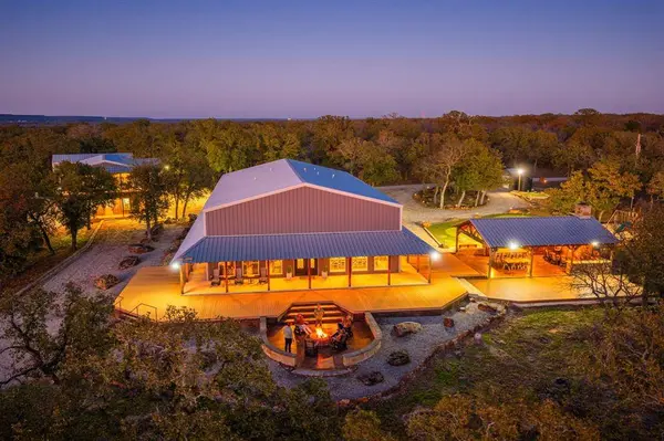 770 Sand Lane, Santo, TX 76472