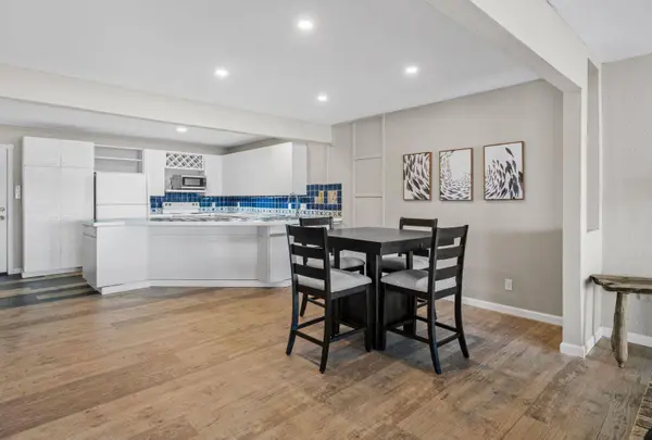 8124 Joy RD, Volente, TX 78641