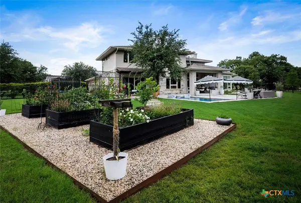 495 Bunker Ranch BLVD, Dripping Springs, TX 78620