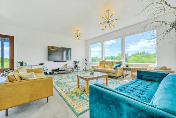 4201 County Road 463, Elgin, TX 78621