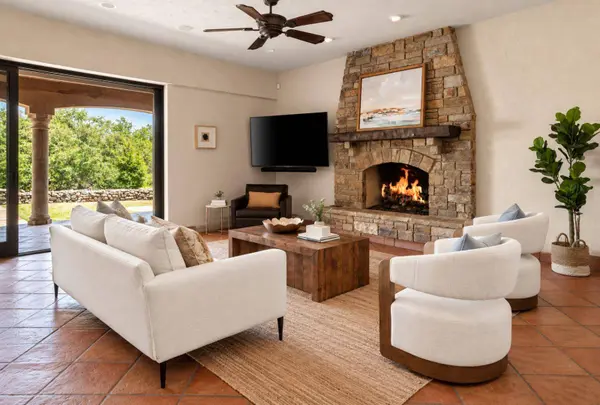 3220 Fall Creek Estates DR, Spicewood, TX 78669
