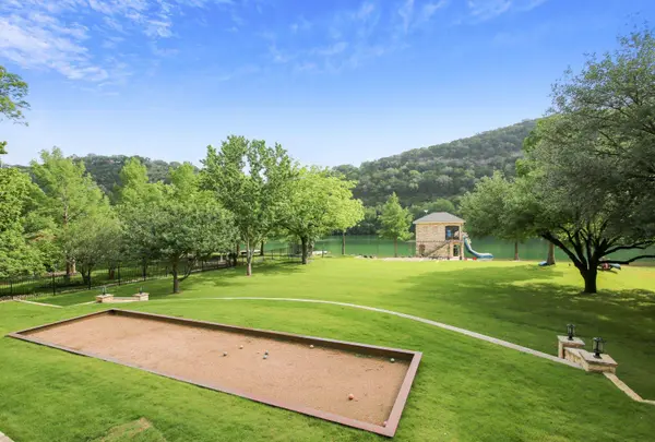 2918 Demona Dr, Austin, TX 78733-1680