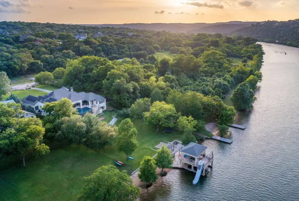 2918 Demona Dr, Austin, TX 78733-1680
